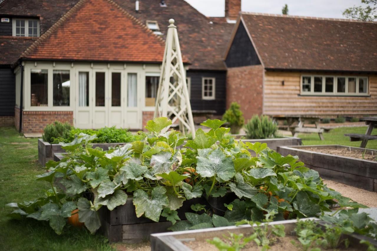 The Three Chimneys Country Pub 호텔 Biddenden 외부 사진