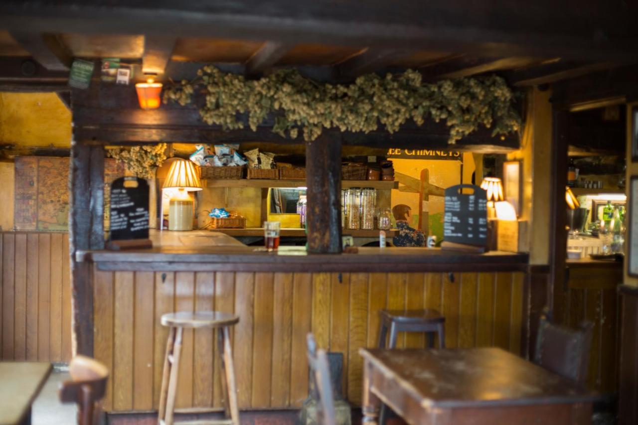 The Three Chimneys Country Pub 호텔 Biddenden 외부 사진